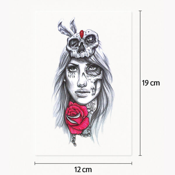 Tatouage femme indépendante
